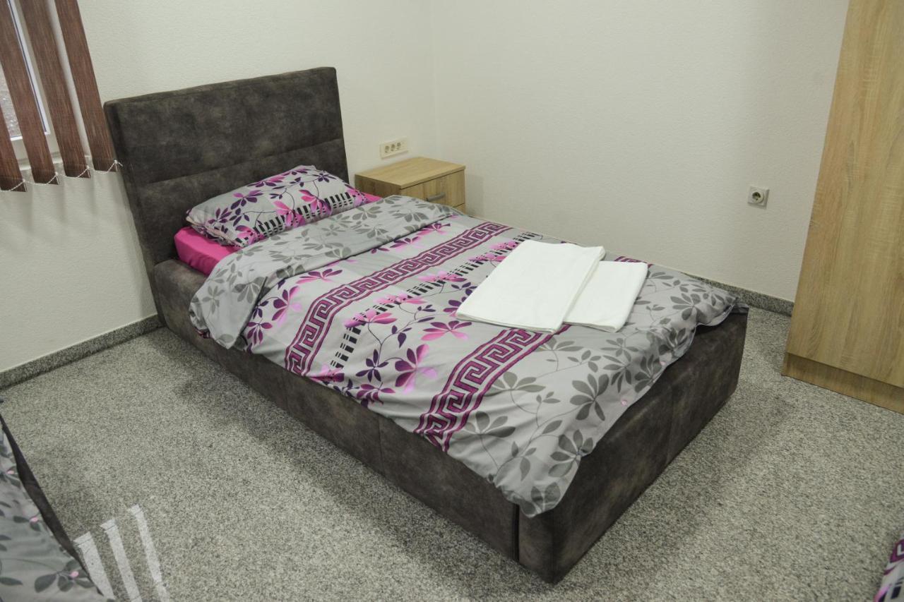 Binta Hostel Vranje Luaran gambar