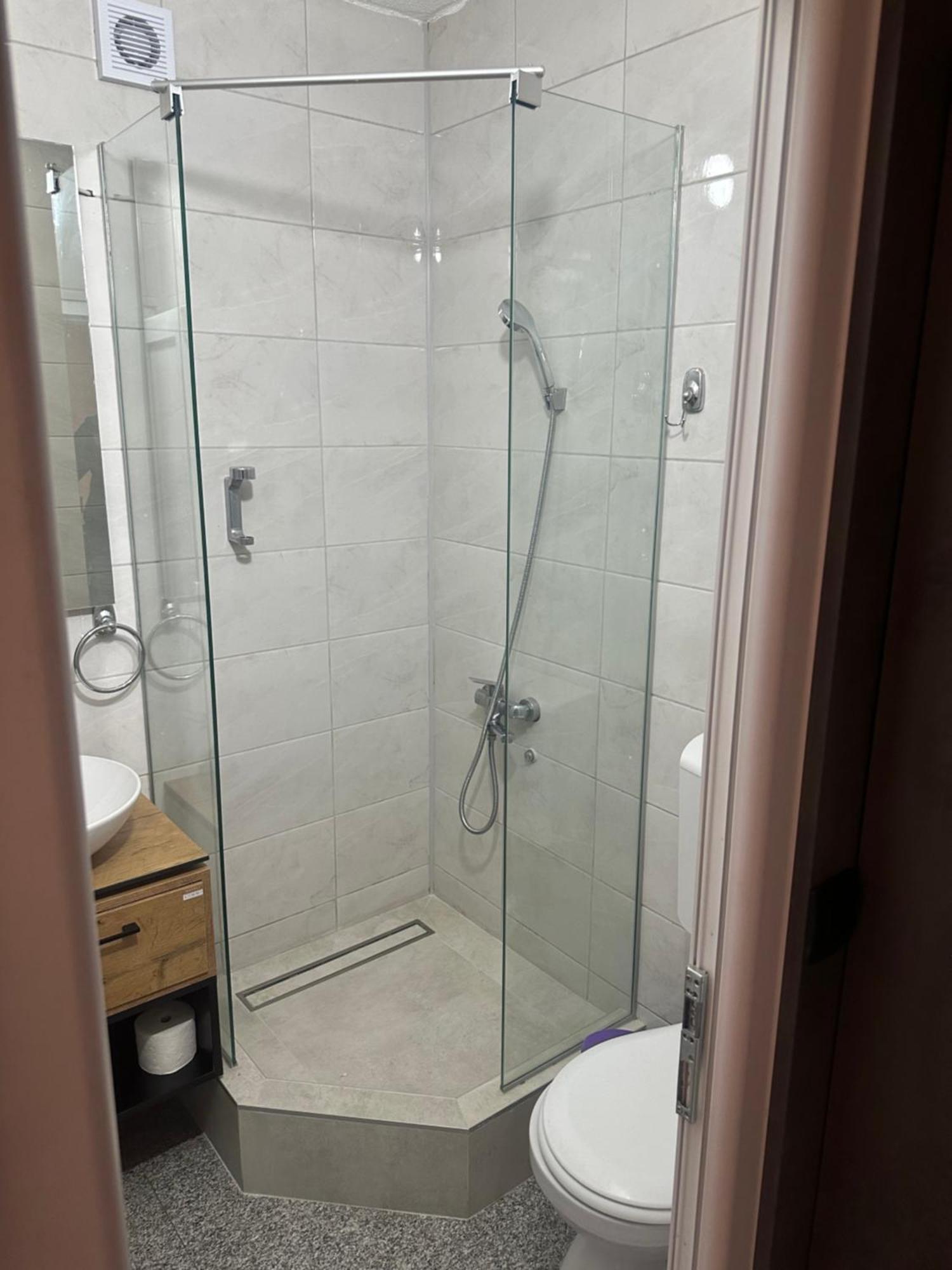 Binta Hostel Vranje Luaran gambar