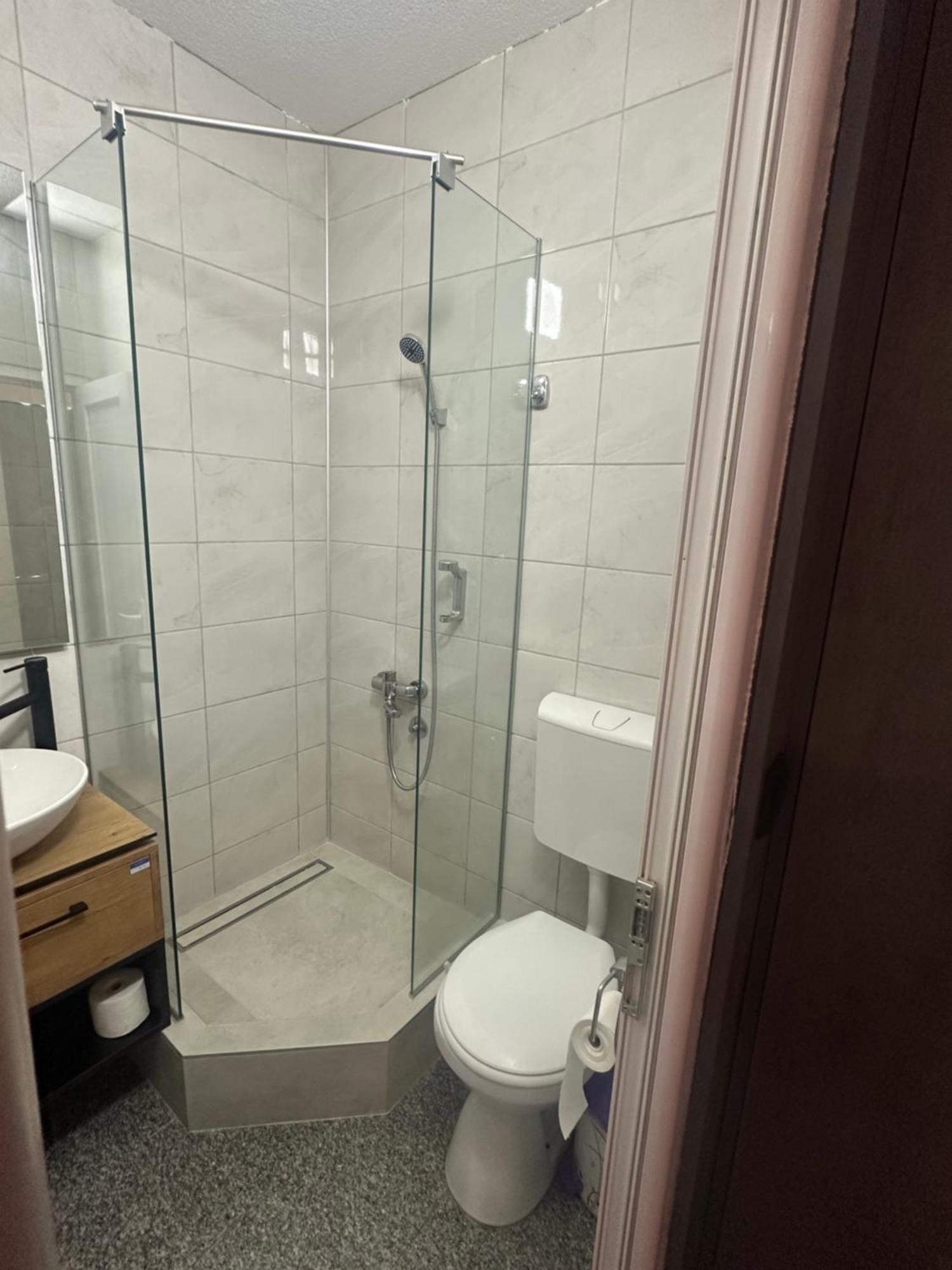 Binta Hostel Vranje Luaran gambar